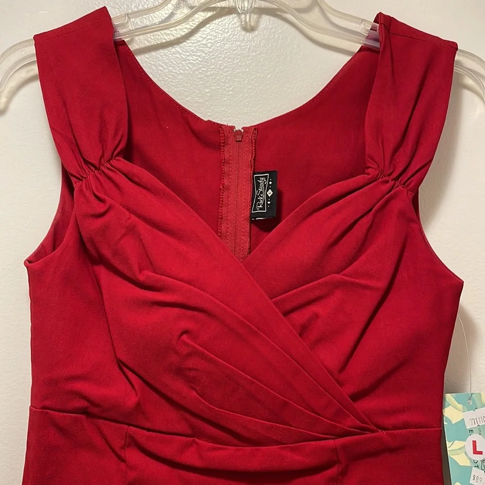 Red Dress - Picture 2 of 8